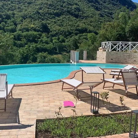 Agriturismo Pompagnano * Pompagnano