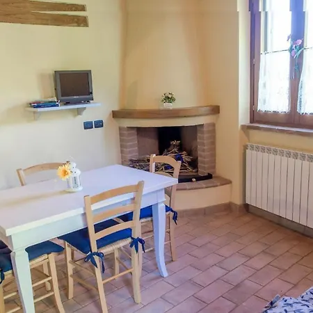 Κατάλυμα σε φάρμα Agriturismo Pompagnano *