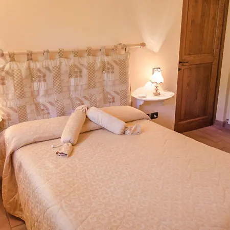 Κατάλυμα σε φάρμα Agriturismo Pompagnano *