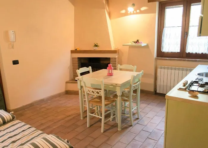 Agriturismo Pompagnano Alojamento de Turismo Rural *